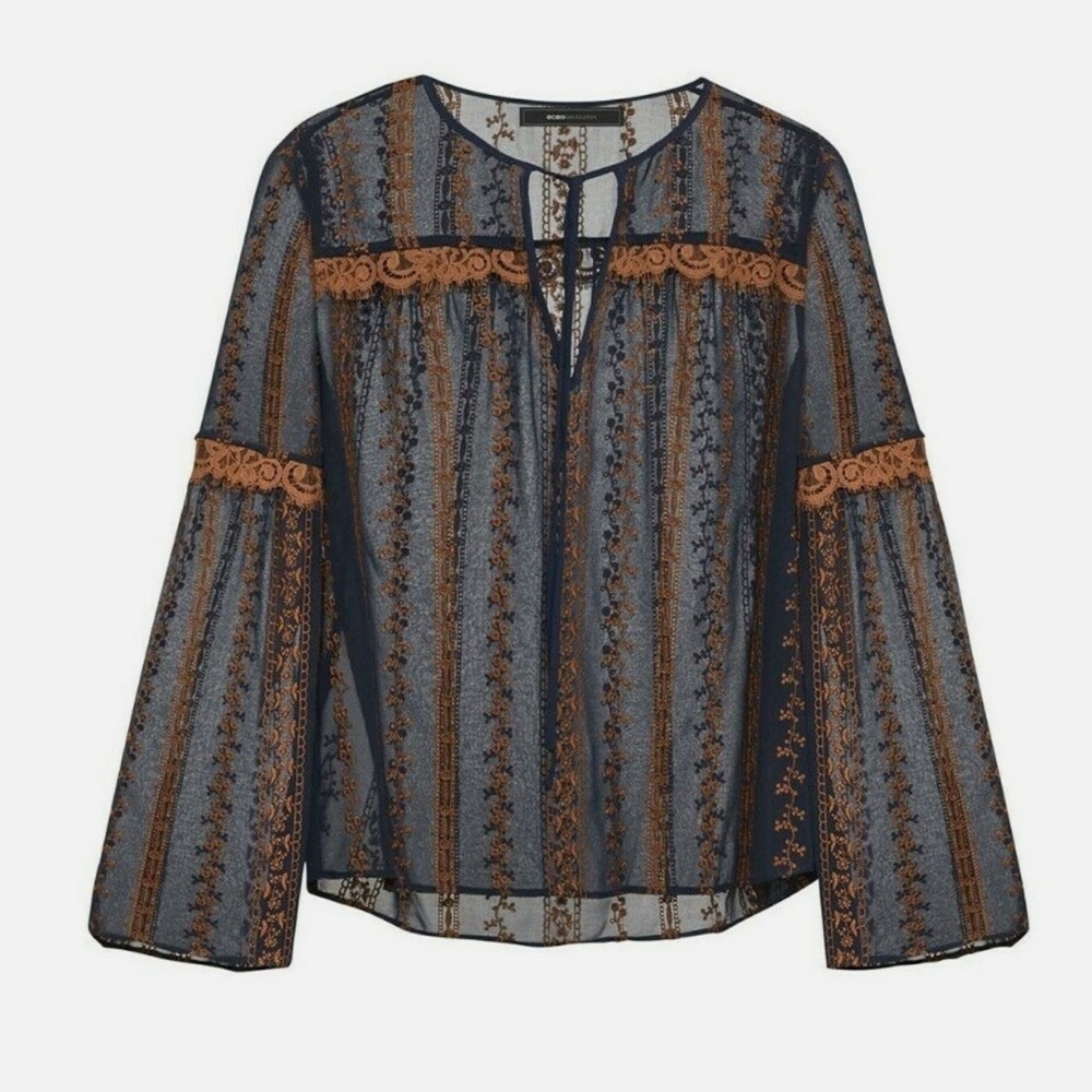 Beautiful embroidered BCBG bell sleeve shirt